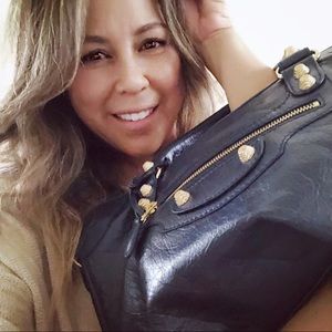 Meet your Posher, Maria luisa